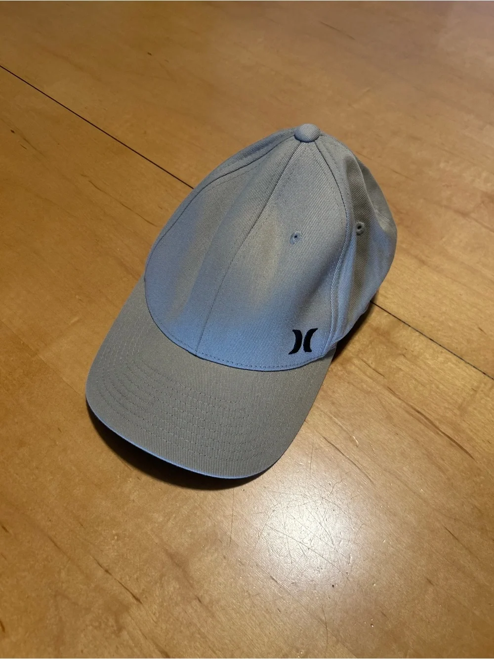 Hurley Light Gray Baseball Cap with Black Logo